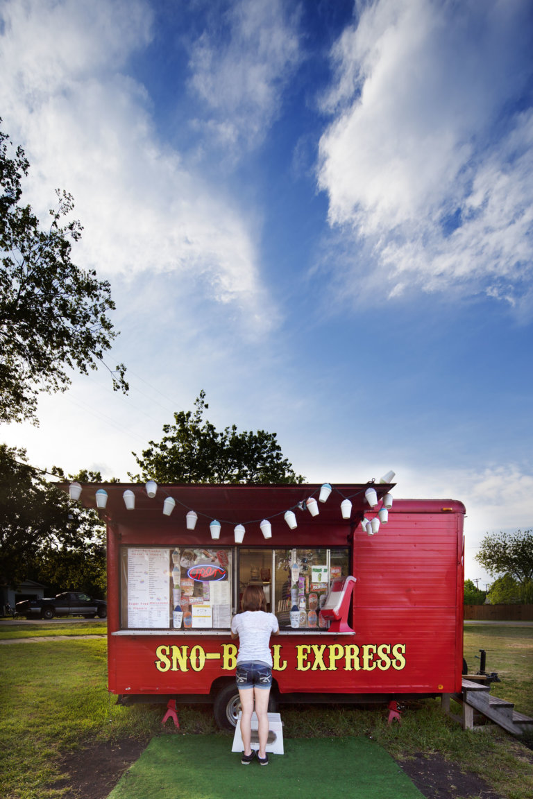 Van_Alstyne_Snow_Cone_Stand_2_Berry