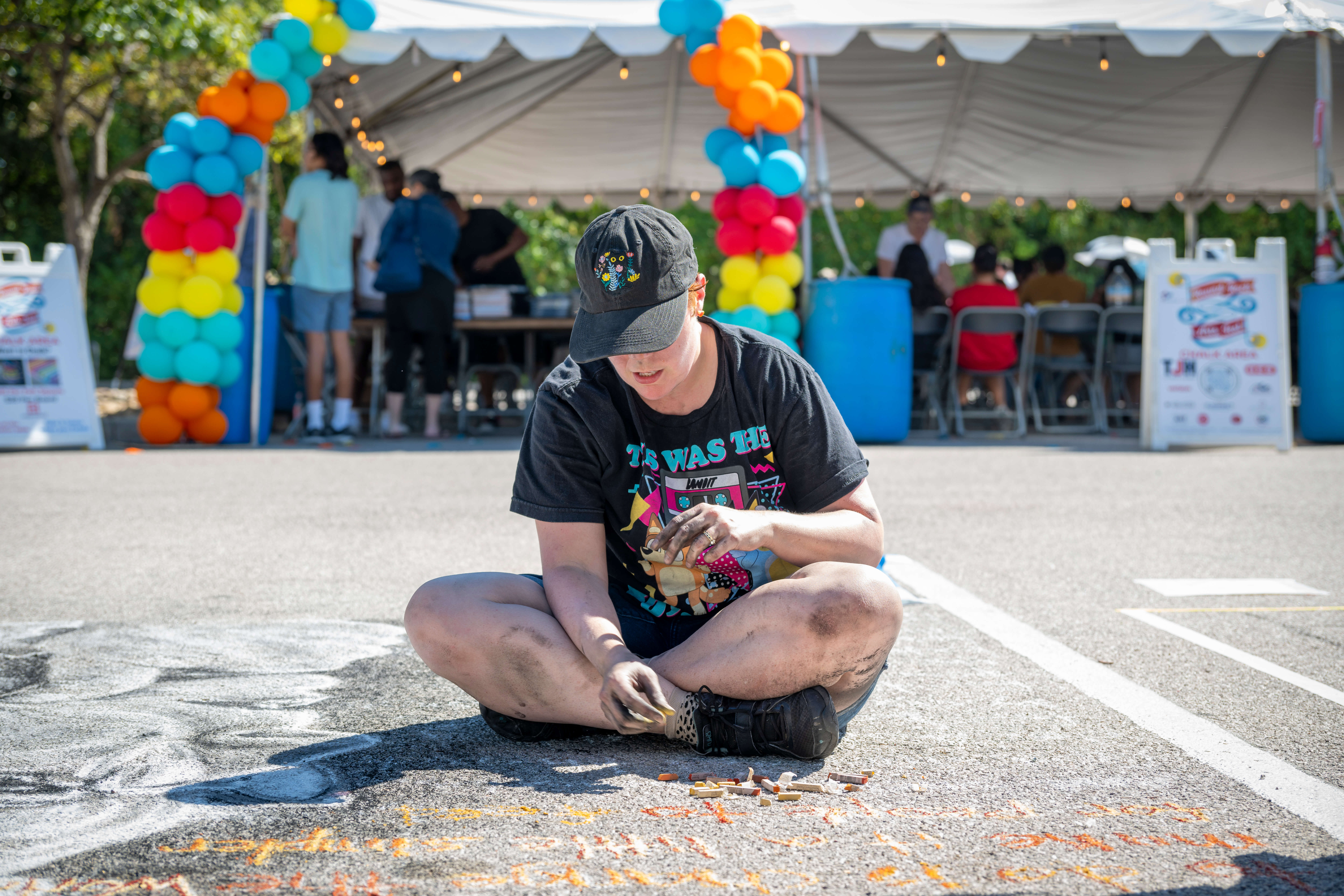 Chalk muralist
