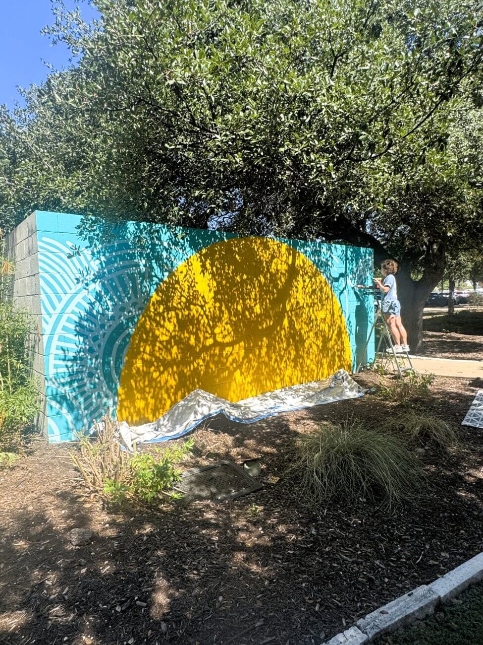 Live mural painting with Avery O Designs3