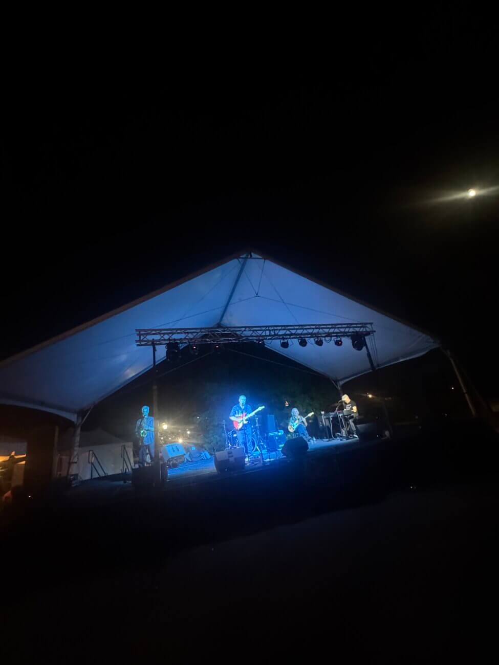 Round Rock Food Court Stage - Chuck Ziegler and Cold Snap
