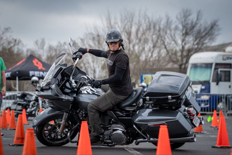 Image for the Tweet beginning: Precision riding at its finest.🏍️

The